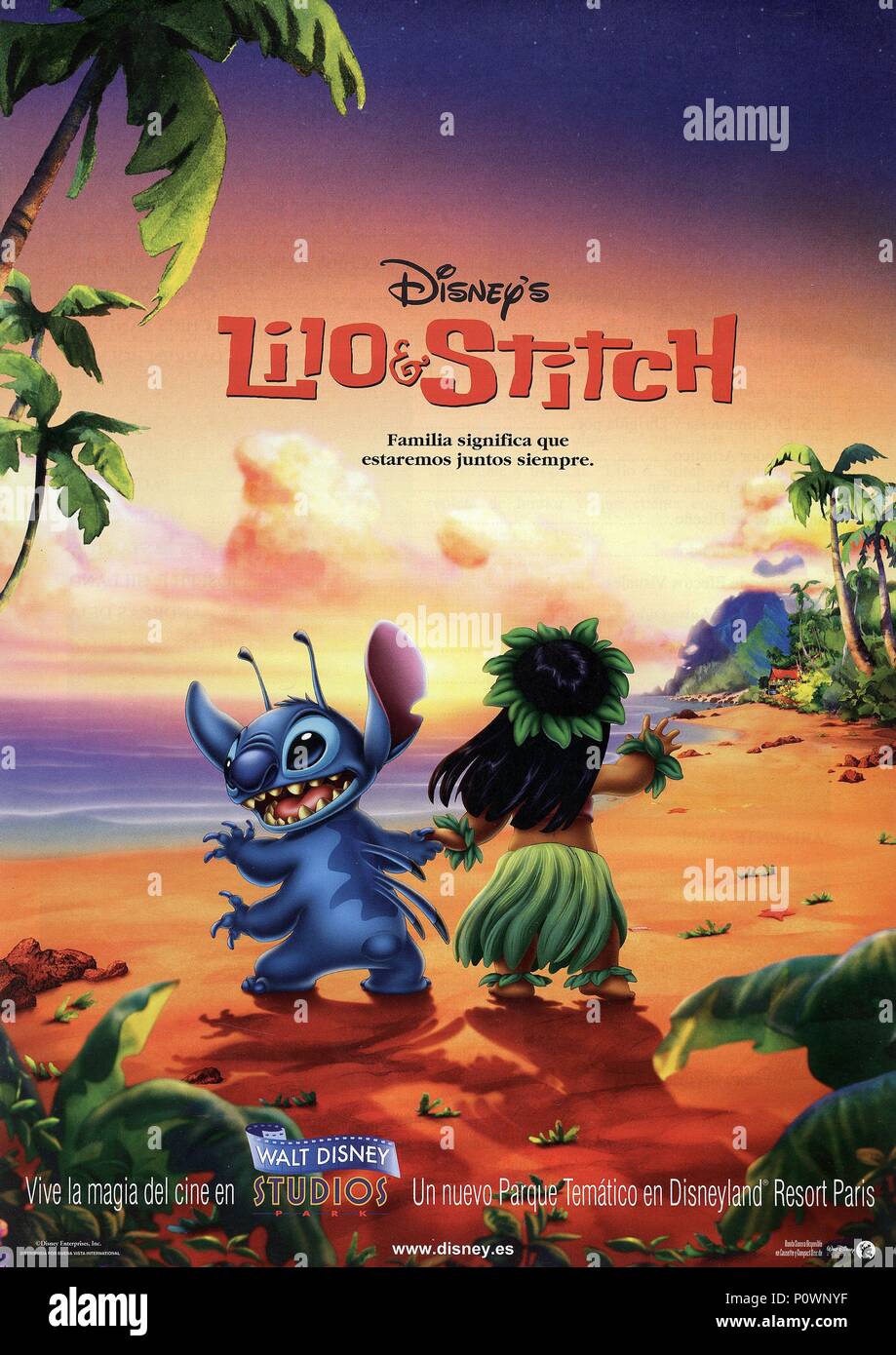 Titre original : Lilo & Stitch. Titre en anglais : Lilo & Stitch. Directeur de film : DEAN DEBLOIS, Chris Sanders. Année : 2002. Credit : WALT DISNEY PICTURES / Album Banque D'Images