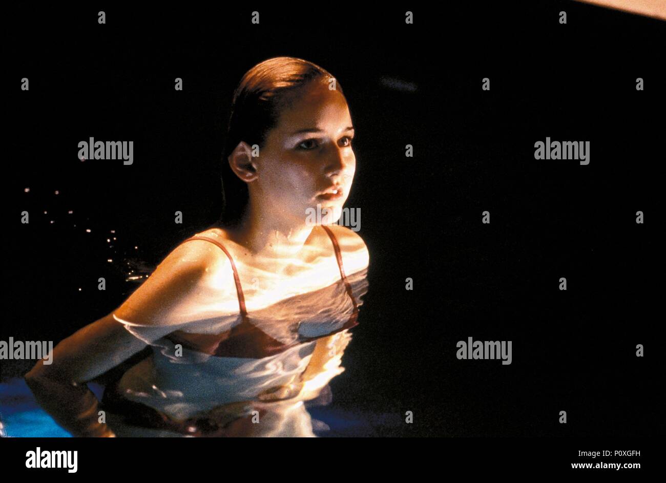 Titre original : The Glass House. Titre en anglais : The Glass House. Film Réalisateur : DANIEL SACKHEIM. Année : 2001. Stars : LEELEE SOBIESKI. Credit : FILM ORIGINAL/COLUMBIA PICTURES CORPORATION / CHEN, Linda R. / Album Banque D'Images