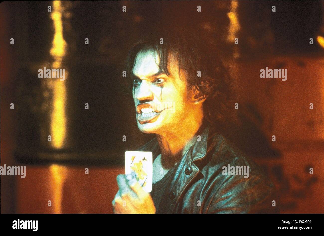 Titre du film original : The Crow : La Cité des Anges. Titre en anglais : The Crow : La Cité des Anges. Film Réalisateur : TIM POPE. Année : 1996. Stars : Vincent PEREZ. Credit : MIRAMAX / ZUCKERMAN, Robert / Album Banque D'Images