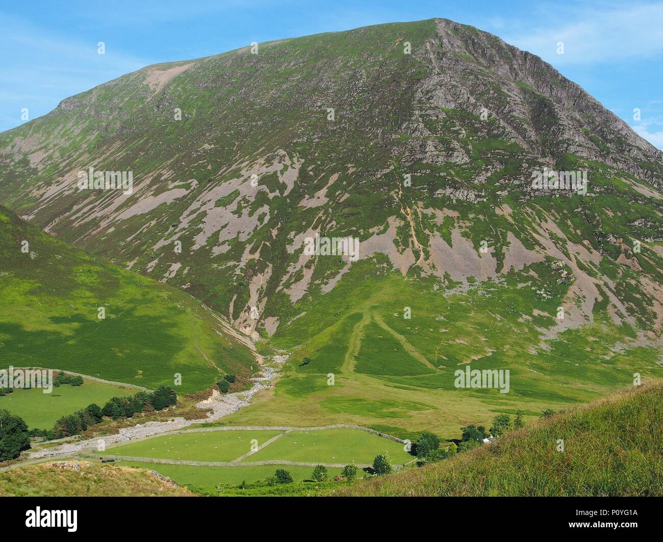 De Grasmoor Brackenthwaite comment, Buttermere Valley, Parc National de Lake District, Cumbria, Royaume-Uni Banque D'Images