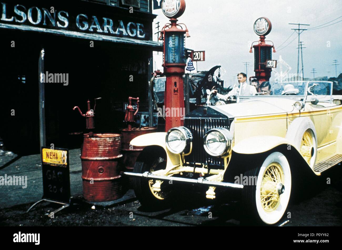 Titre original : THE GREAT GATSBY. Titre en anglais : Gatsby le Magnifique. Directeur de film : JACK CLAYTON. Année : 1974. Credit : PARAMOUNT PICTURES / Album Banque D'Images