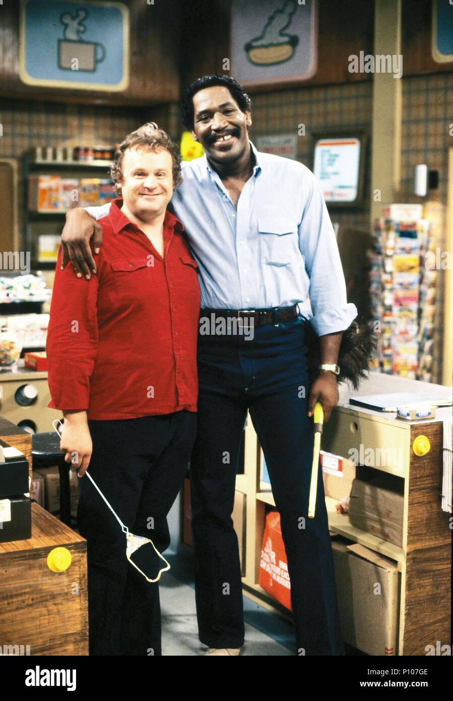 Titre original : OUVERT TOUTE LA NUIT-TV. Titre en anglais : OUVERT TOUTE LA NUIT-TV. Année : 1981. Stars : GEORGE DZUNDZA, BUBBA SMITH. Credit : ABC TV / Album Banque D'Images