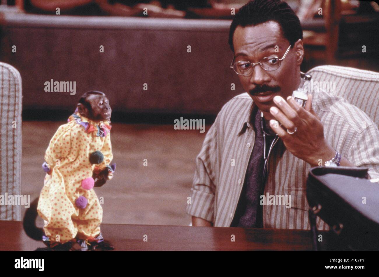 Titre original : DR. DOLITTLE. Titre en anglais : DR. DOLITTLE. Directeur de film : BETTY THOMAS. Année : 1998. Stars : Eddie Murphy. Crédit : 20TH CENTURY FOX / BRAY, PHIL / Album Banque D'Images