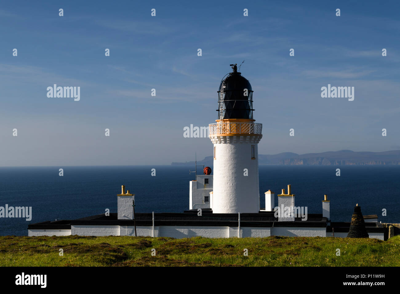 Dunnett Head Lighthouse sur Dunnett Head, Caithness, en Écosse, le point le plus au nord de la Grande-Bretagne. 23 Mai 2018 Banque D'Images