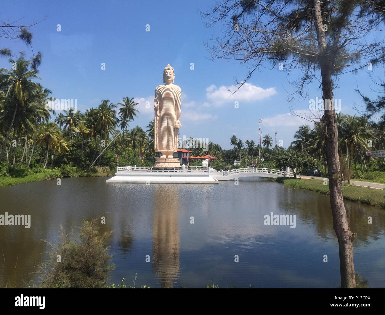 Mémorial du tsunami - Statue de Bouddha Peraliya à Hikkaduwa, Sri Lanka Banque D'Images