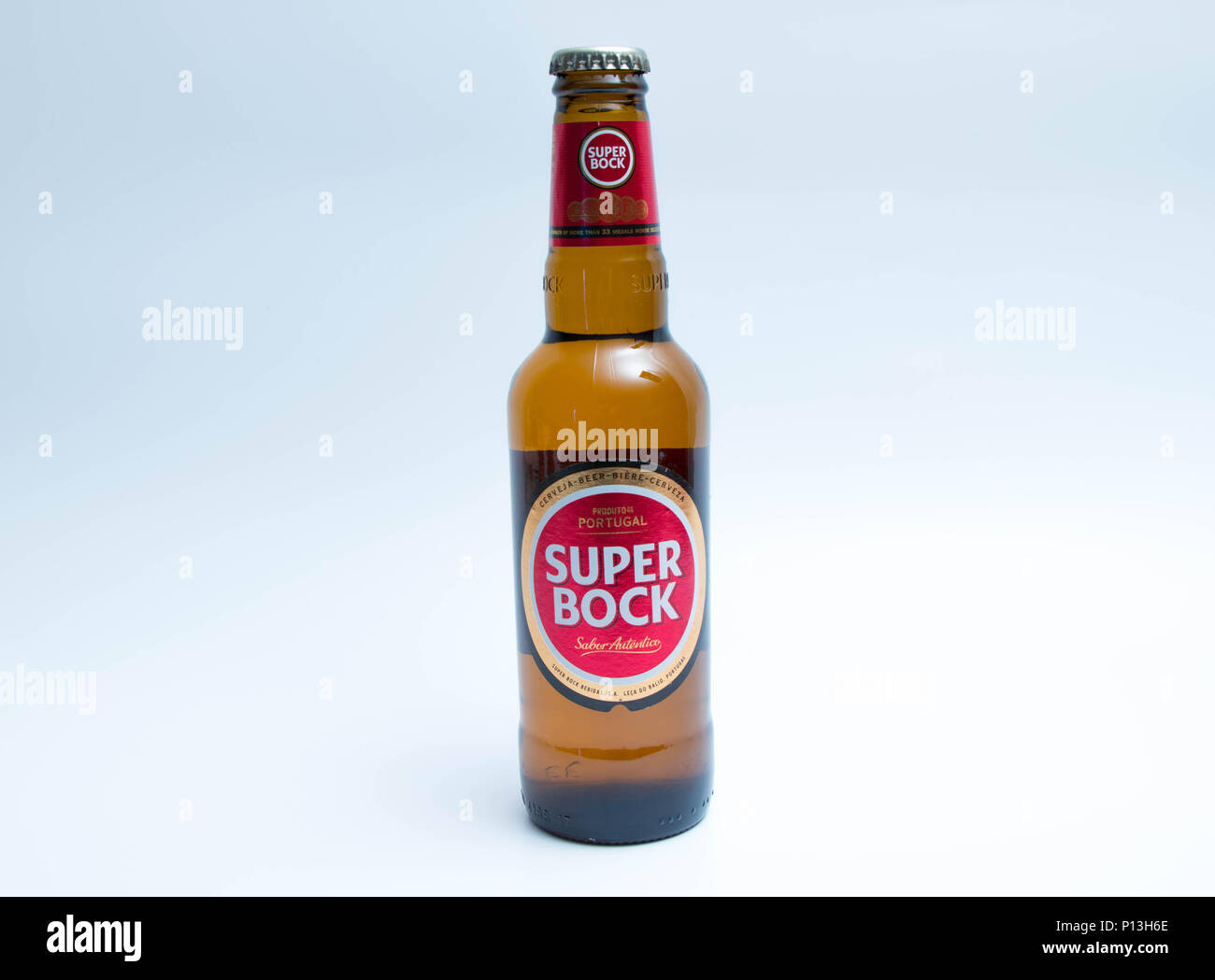 Bière super bock Banque de photographies et d’images à haute résolution Alamy
