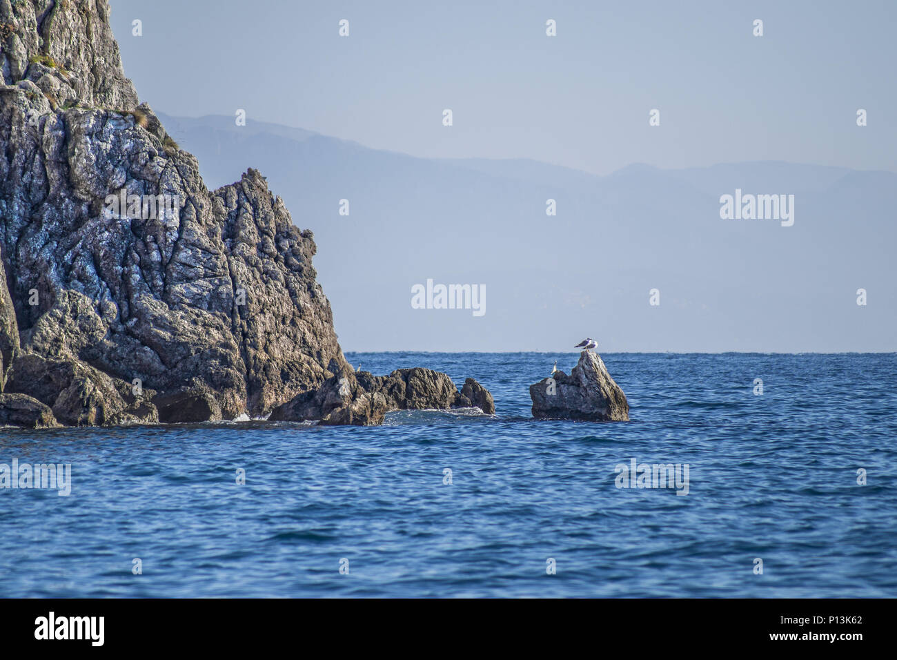 Paysages de la magnifique côte amalfitaine. Afin de se perdre dans le choeur deldi de la mer. Banque D'Images