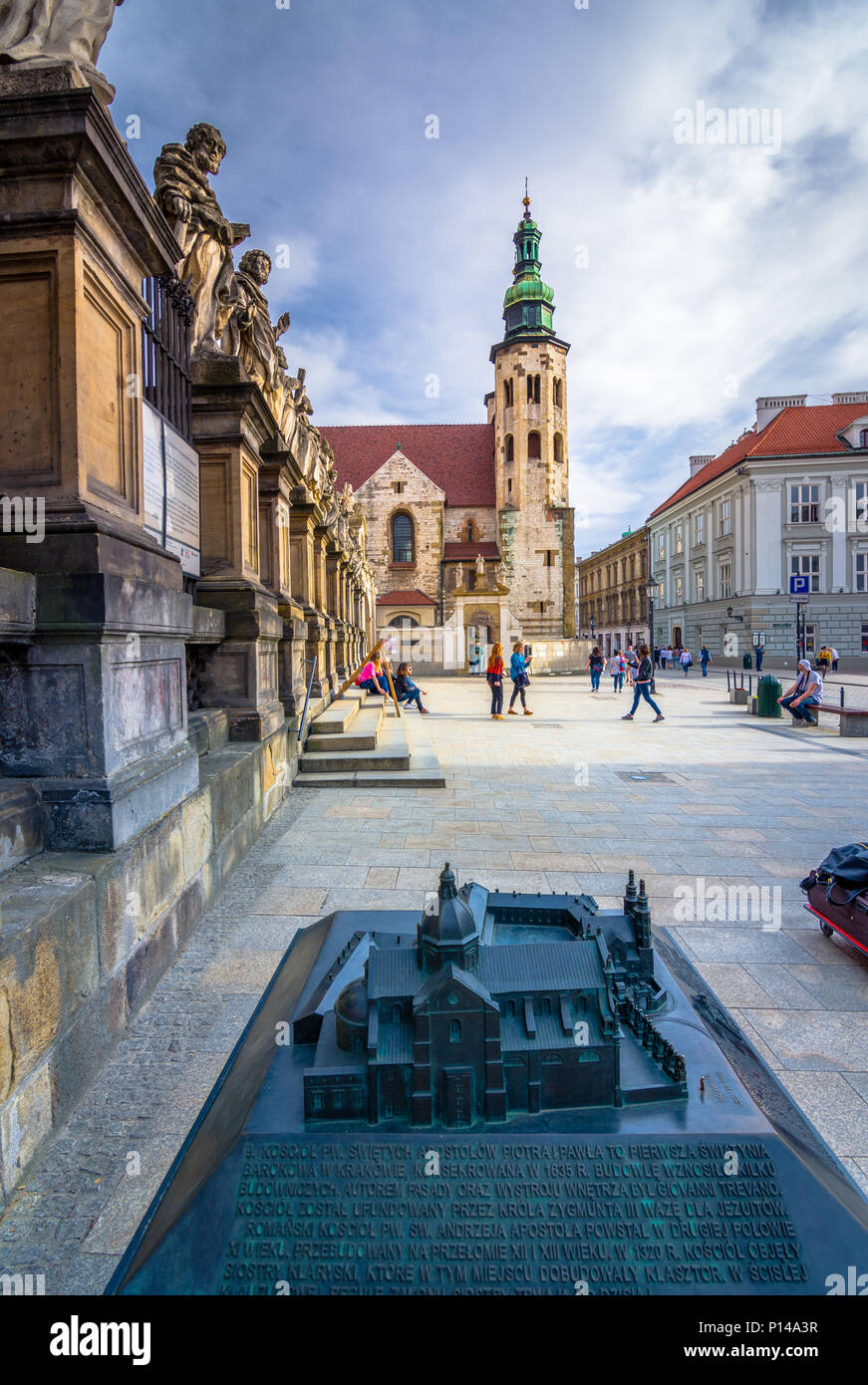 Rue pavée de la vieille ville de Cracovie, Pologne Banque D'Images