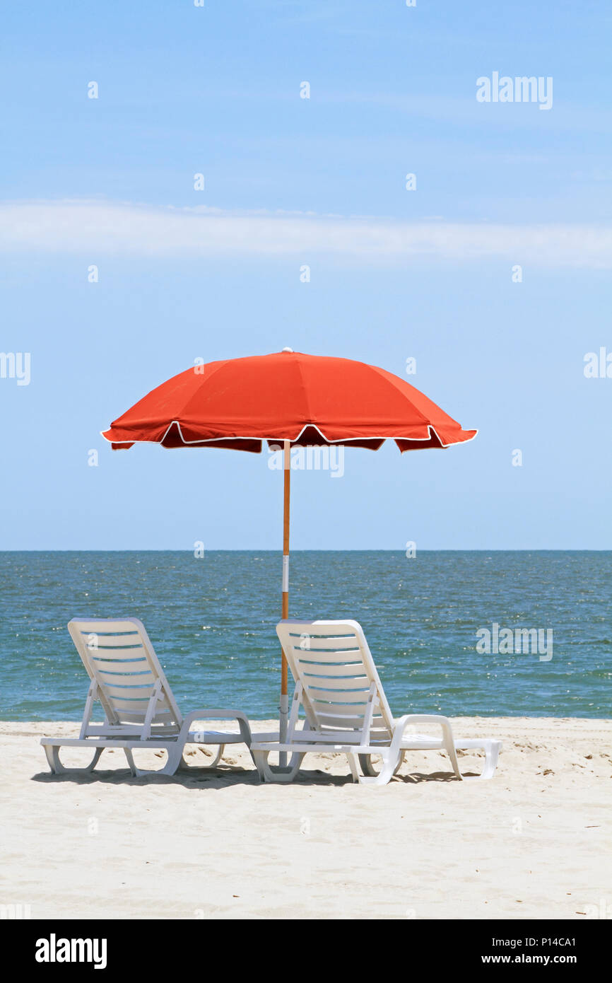 Deux chaises de plage vide, Cape May, New Jersey, USA Banque D'Images