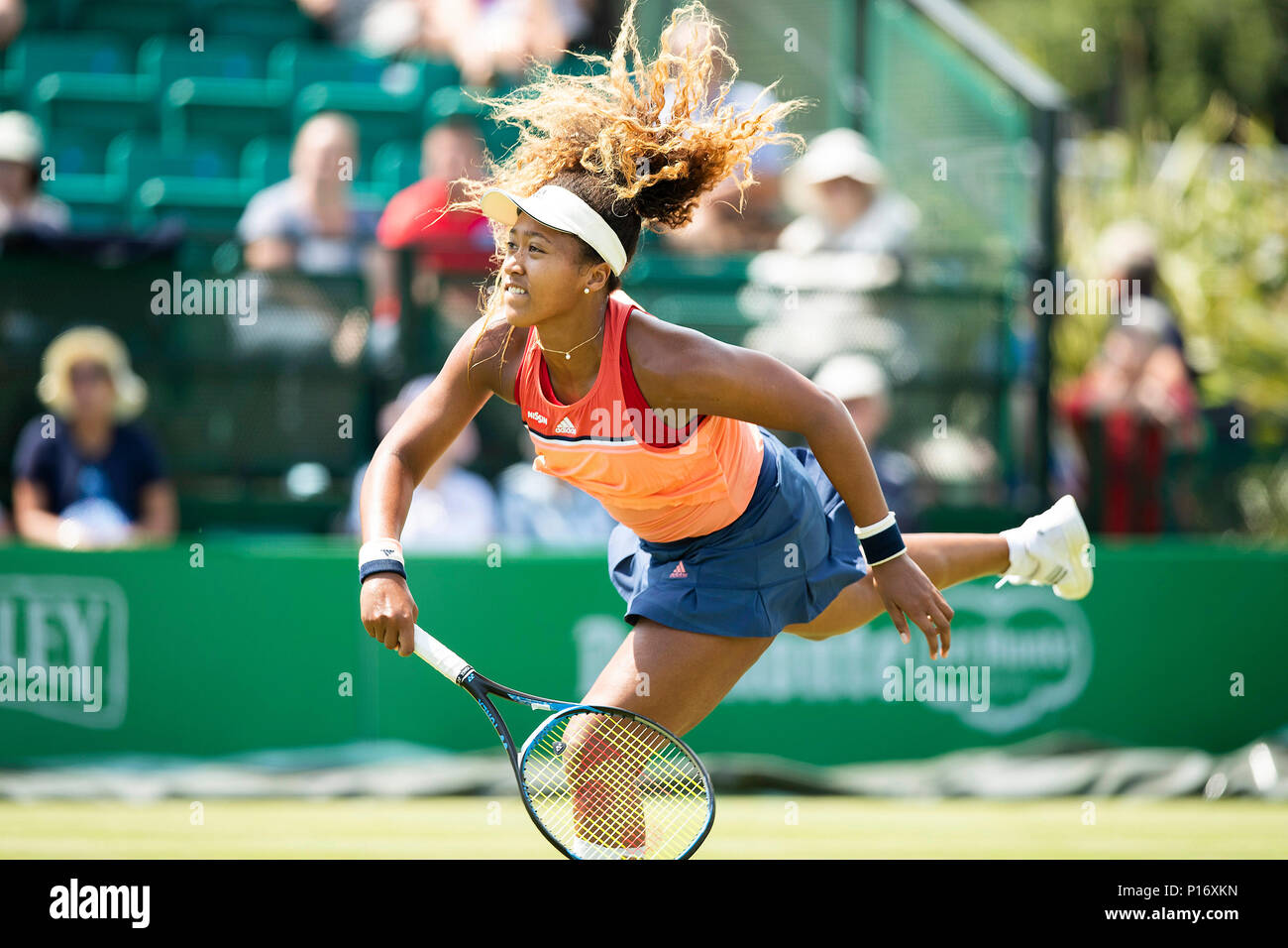 Centre de tennis de Nottingham, Nottingham, Royaume-Uni. 11 Juin, 2018. La Nature Valley Open de tennis ; Naomi Osaka (JPN) agissant comme elle le match à niveaux un jeu d'Action Crédit : tous Plus Sport/Alamy Live News Banque D'Images
