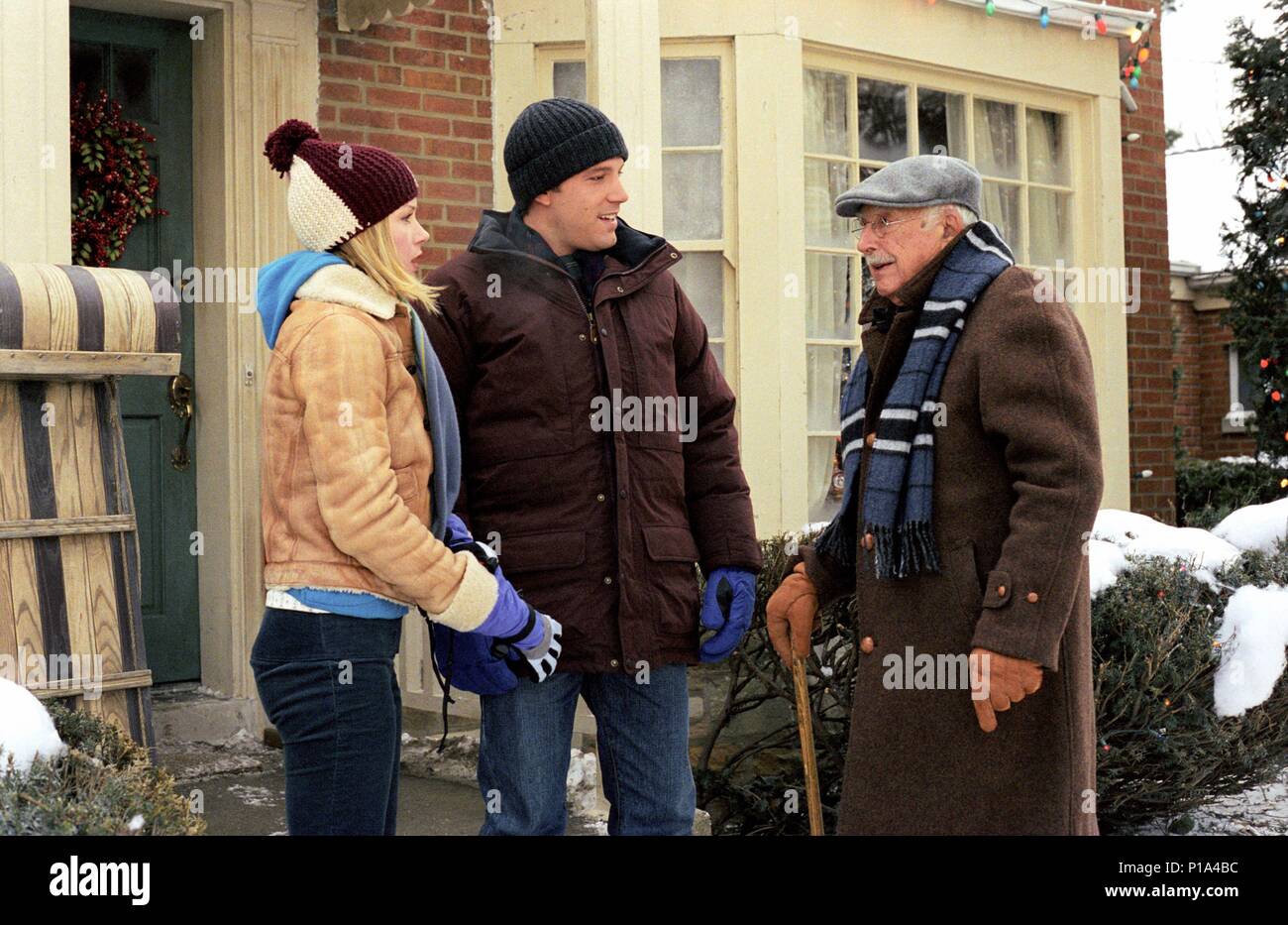 Titre original : survivre à Noël. Titre en anglais : survivre à Noël. Directeur de film : MIKE MITCHELL. Année : 2004. Stars : Ben Affleck, Christina Applegate, BILL MACY. Credit : TM & DREAMWORKS / TENNER, Suzanne / Album Banque D'Images