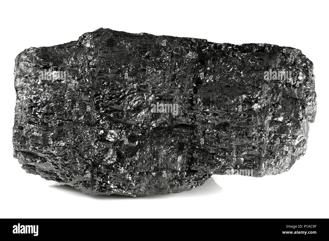 Le lignite (charbon brun) de Bergheim/ Allemagne isolé sur fond blanc Banque D'Images