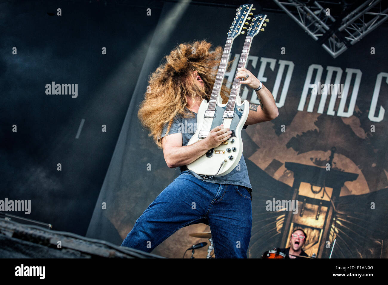 La Suède, Solvesborg - Juin 08, 2017. Patrick Sébastien, le groupe de rock progressif américain, effectue un concert live au cours de la fête de la musique suédoise Sweden Rock Festival 2017 Dans Blekinge. Ici le guitariste Claudio Sanchez est vu sur scène. (Photo crédit : Gonzales Photo - Terje Dokken). Banque D'Images