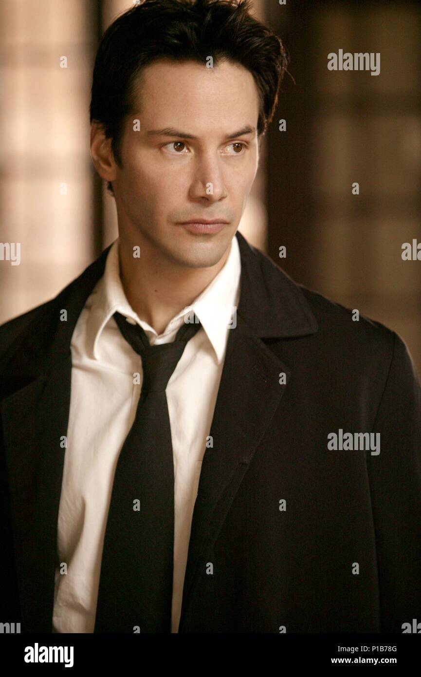 Titre original : Constantine. Titre en anglais : Constantine. Directeur de film : Francis Lawrence. Année : 2005. Stars : Keanu REEVES. Credit : WARNER BROS. Album de photos / Banque D'Images