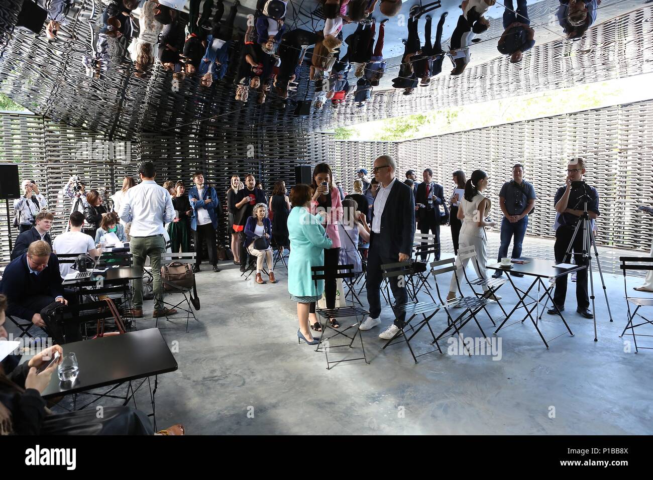 Pavillon Serpentine conçu par Frida Escobedo 15 juin - 7 Oct 2018 Banque D'Images