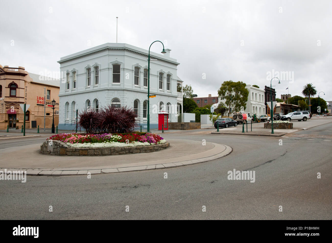 ALBANY, AUSTRALIE - Février 21, 2018 : rond-point sur la rue York & Striling Terrasse Banque D'Images