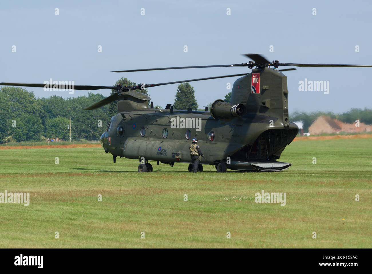 L'hélicoptère de transport militaire Boeing Chinook de la Royal Air Force qui l'utilisent pour fournir le transport aérien bataille Banque D'Images