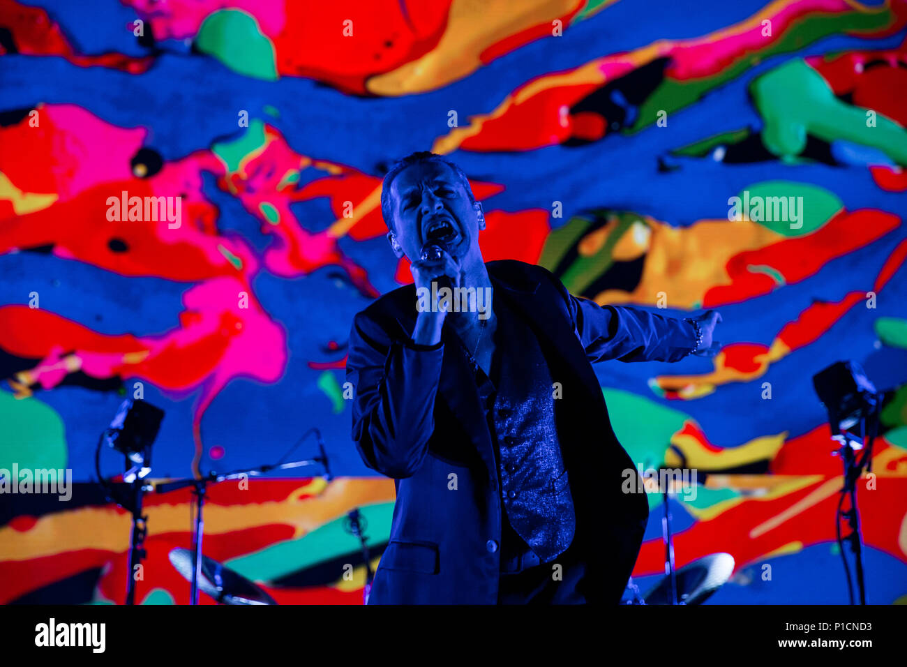 Toronto, Canada. 11 juin 2018. Dave Gahan de DEPECHE MODE L'exécution au Centre Air Canada sur le 'Global Spirit of Tour' à Toronto, AU CANADA. Credit : topconcertphoto/Alamy Live News Banque D'Images