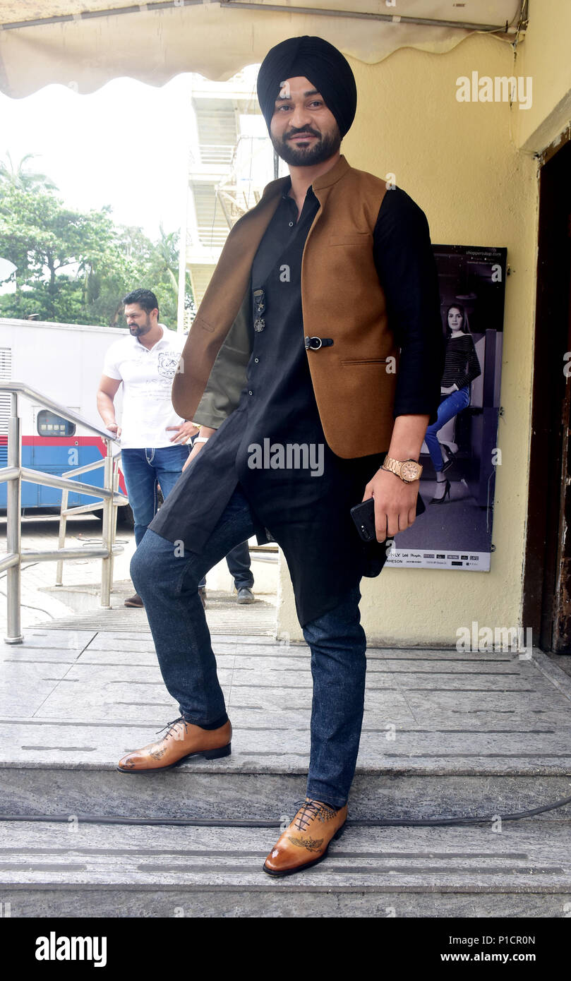 Ancien joueur de hockey Sandeep Singh poser durant le lancement du film Soorma remorque à venir, le film est son Biopic à Mumbai. Banque D'Images
