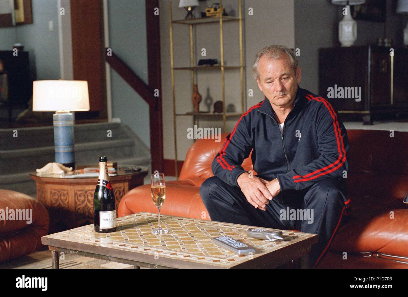 Titre original : BROKEN FLOWERS. Titre en anglais : BROKEN FLOWERS. Film Réalisateur : Jim Jarmusch. Année : 2005. Stars : BILL MURRAY. Credit : FOCUS / Album Banque D'Images