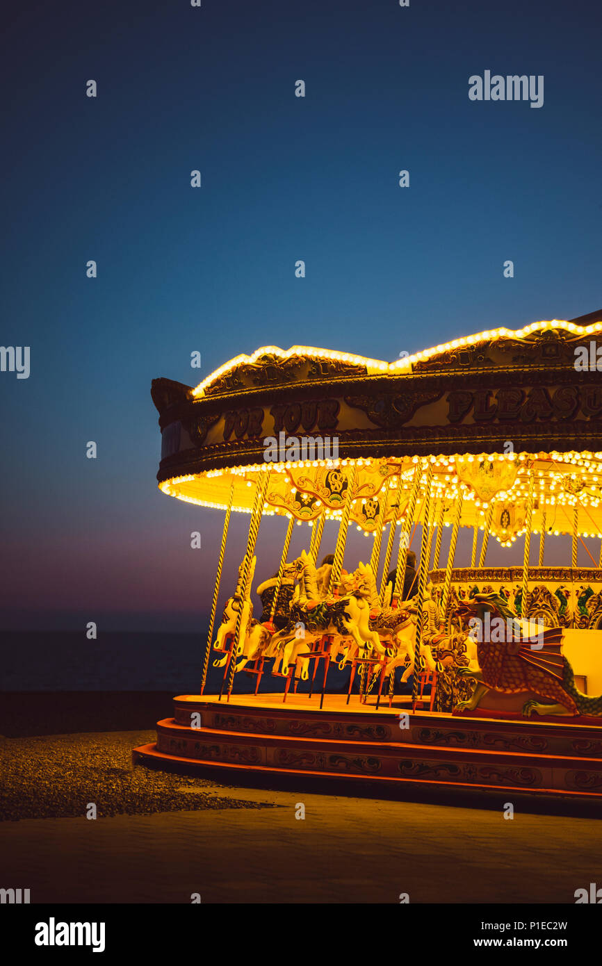 Carrousel à la plage de Brighton, Brighton, Angleterre Banque D'Images