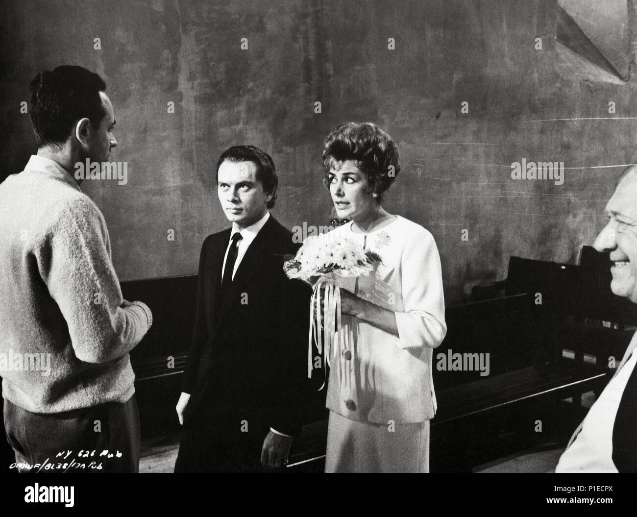 Titre original : UNE FOIS DE PLUS, avec sentiment. Titre en anglais : UNE FOIS DE PLUS, avec sentiment. Directeur de film : Stanley Donen. Année : 1960. Stars : Yul Brynner, Stanley Donen, KAY KENDALL. Credit : Columbia Pictures / Album Banque D'Images