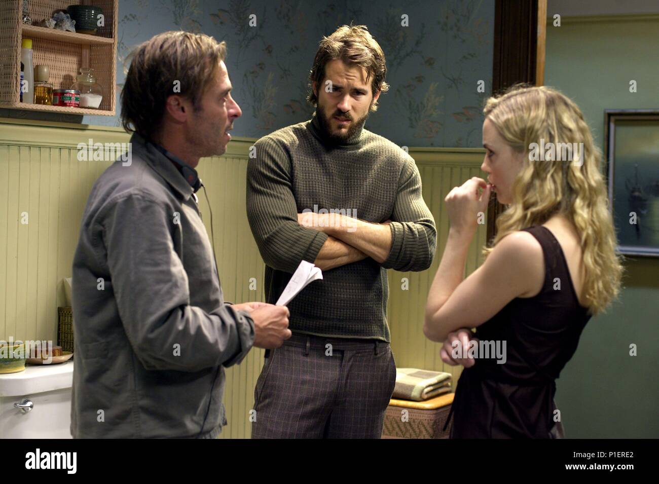 Titre original : The Amityville Horror. Titre en anglais : The Amityville Horror. Directeur de film : ANDREW DOUGLAS. Année : 2005. Stars : MELISSA GEORGE ; Ryan Reynolds, ANDREW DOUGLAS. Credit : Metro Goldwyn Mayer / IOVINO, PETER / Album Banque D'Images