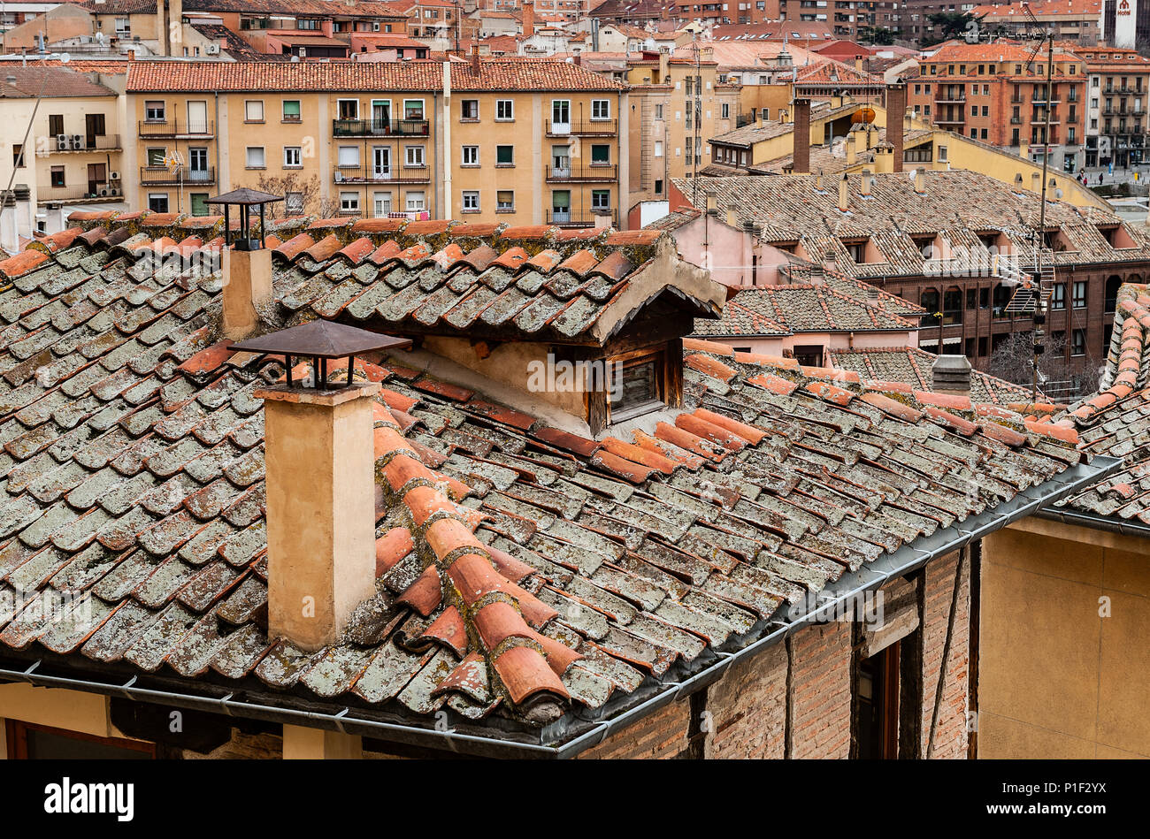Les toits en terre cuite de Ségovie, Espagne. Banque D'Images