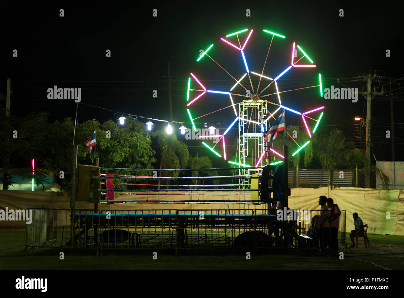 Bangkok, Thailand-October 14, 2017 : Muay Thai Boxing Stadium configuration dans temple traditionnel thaïlandais à Bangkok, Thaïlande Banque D'Images