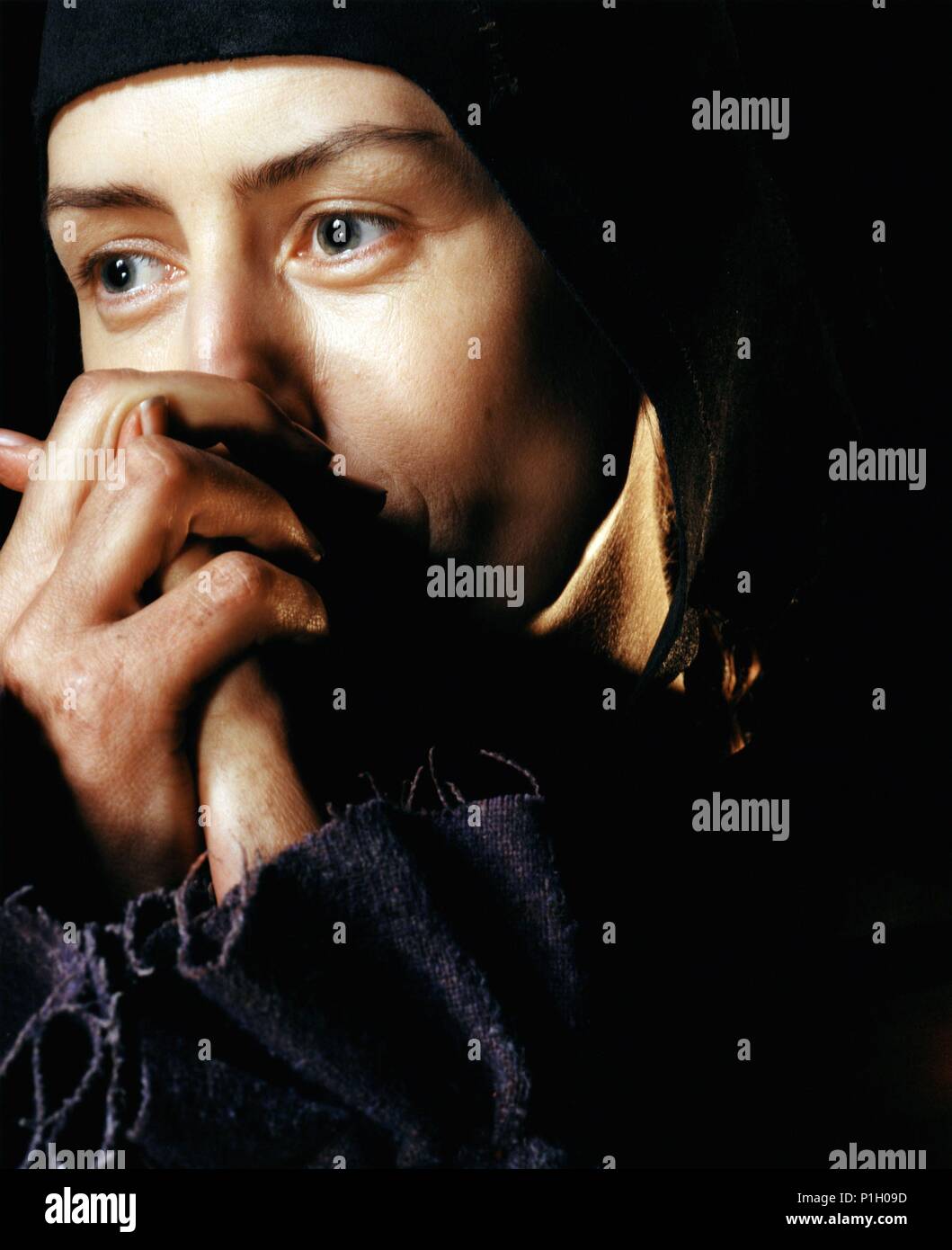 Titre du film original : The Reckoning. Titre en anglais : THE RECKONING. Film Réalisateur : PAUL MCGUIGAN. Année : 2003. Stars : GINA MCKEE. Credit : Paramount Classics / Album Banque D'Images