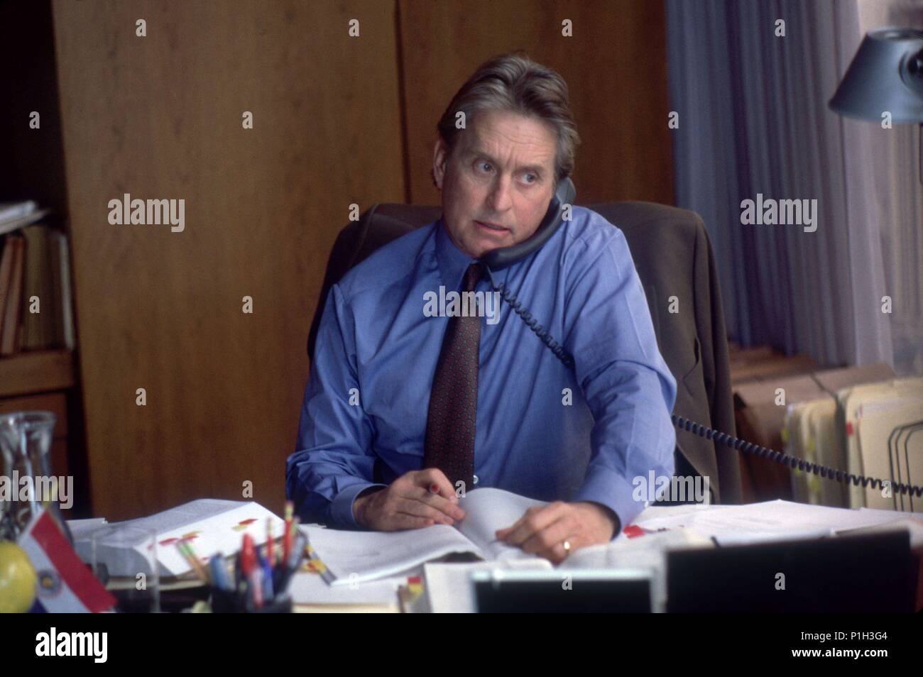 Titre original : il s'exécute dans la famille. Titre en anglais : il s'exécute dans la famille. Directeur de film : Fred Schepisi. Année : 2003. Stars : MICHAEL DOUGLAS. Credit : Metro-Goldwyn-Mayer (MGM) / SCHWARTZ, Andrew / Album Banque D'Images