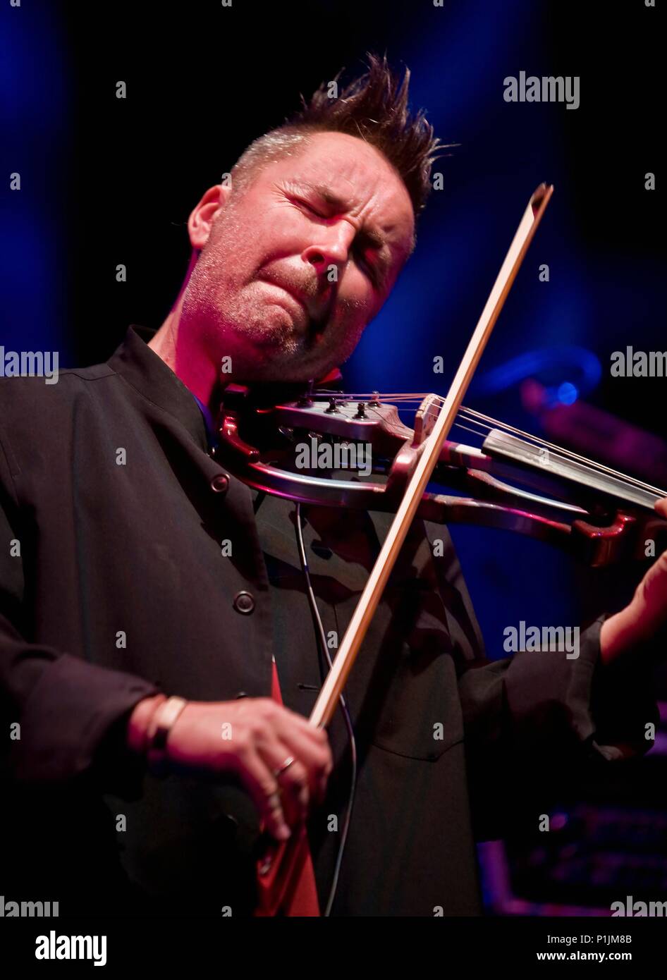 Nigel Kennedy, 2009. Artiste : Alan John Ainsworth. Banque D'Images