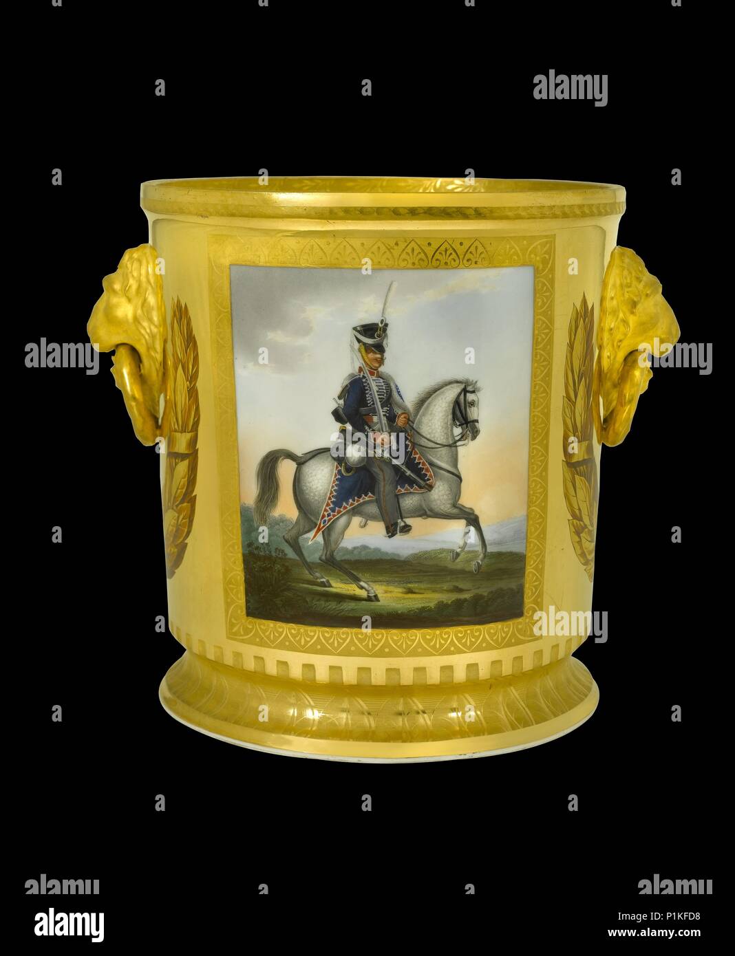 Refroidisseur à vin montrant un hussard prussien, 1817-1819. Artiste : Inconnu. Banque D'Images