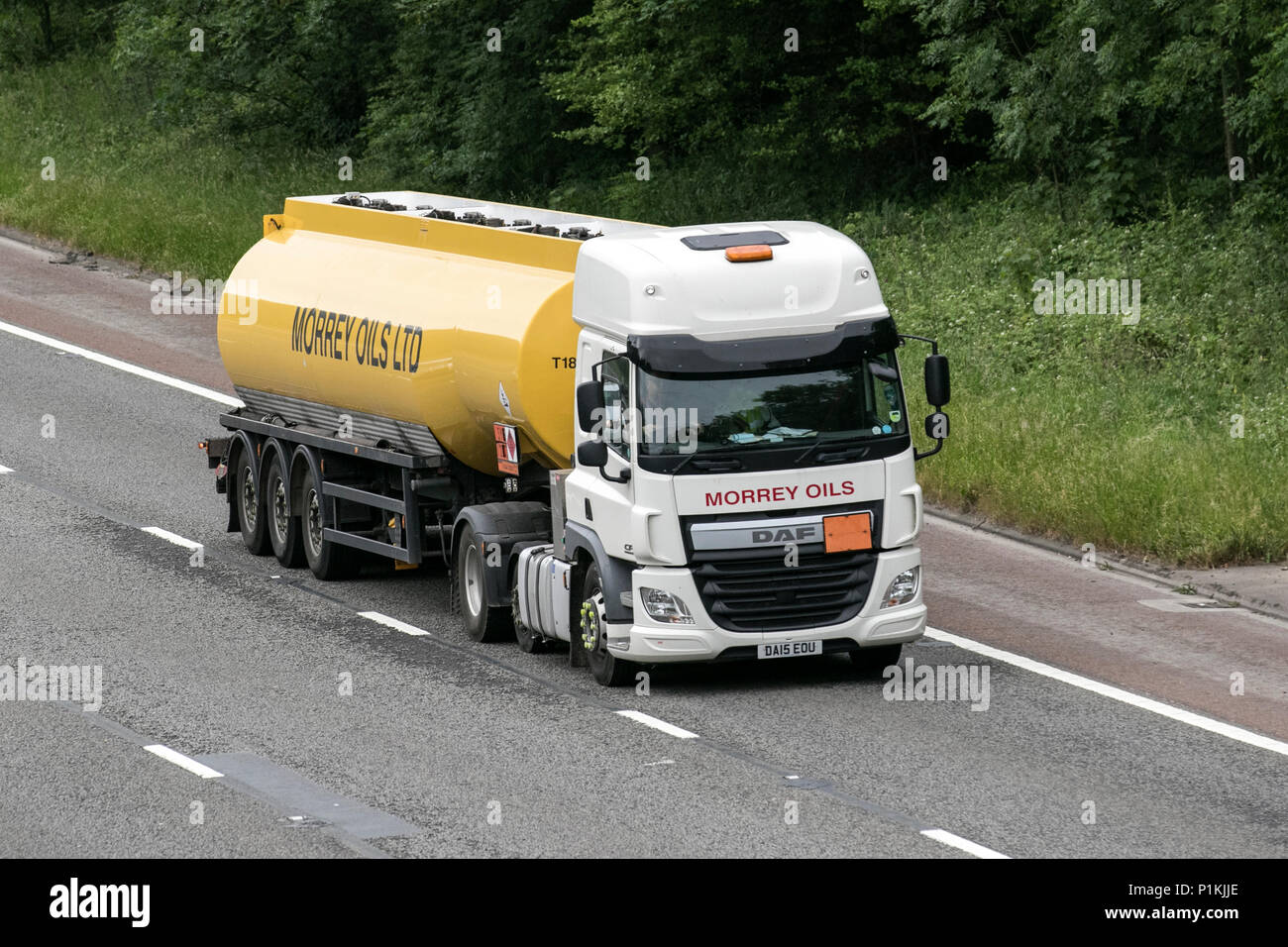 L'expédition de marchandises, camions de transport lourd sur la M6 à Lancaster, UK Banque D'Images