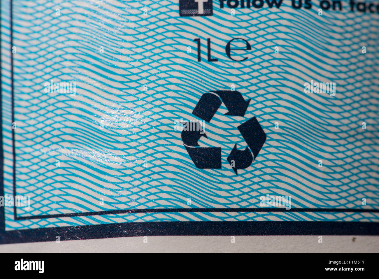 Symbole de recyclage sur les emballages. Banque D'Images