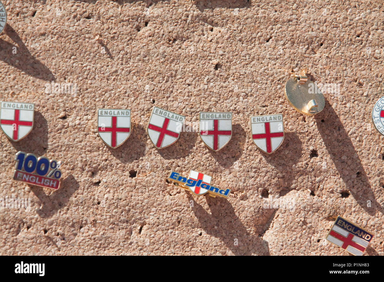 London UK. 13 juin 2018. Le Cricket marchandises vendues pour la première un jour match international entre l'Angleterre et l'Australie à la Surrey dans Kennington Oval Crédit : amer ghazzal/Alamy Live News Banque D'Images