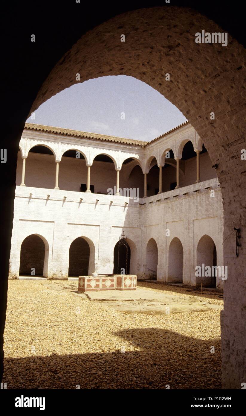 Moguer, Convento de Santa Clara / Monastère ; cloître mudéjar ('columbine route'). Banque D'Images
