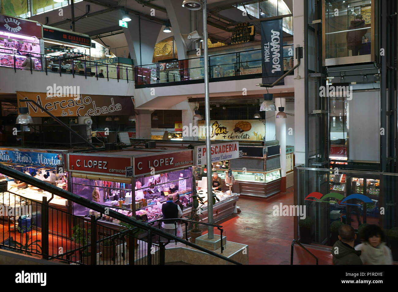 Mercado de la Cebada - Cebada market à Madrid, Espagne Banque D'Images