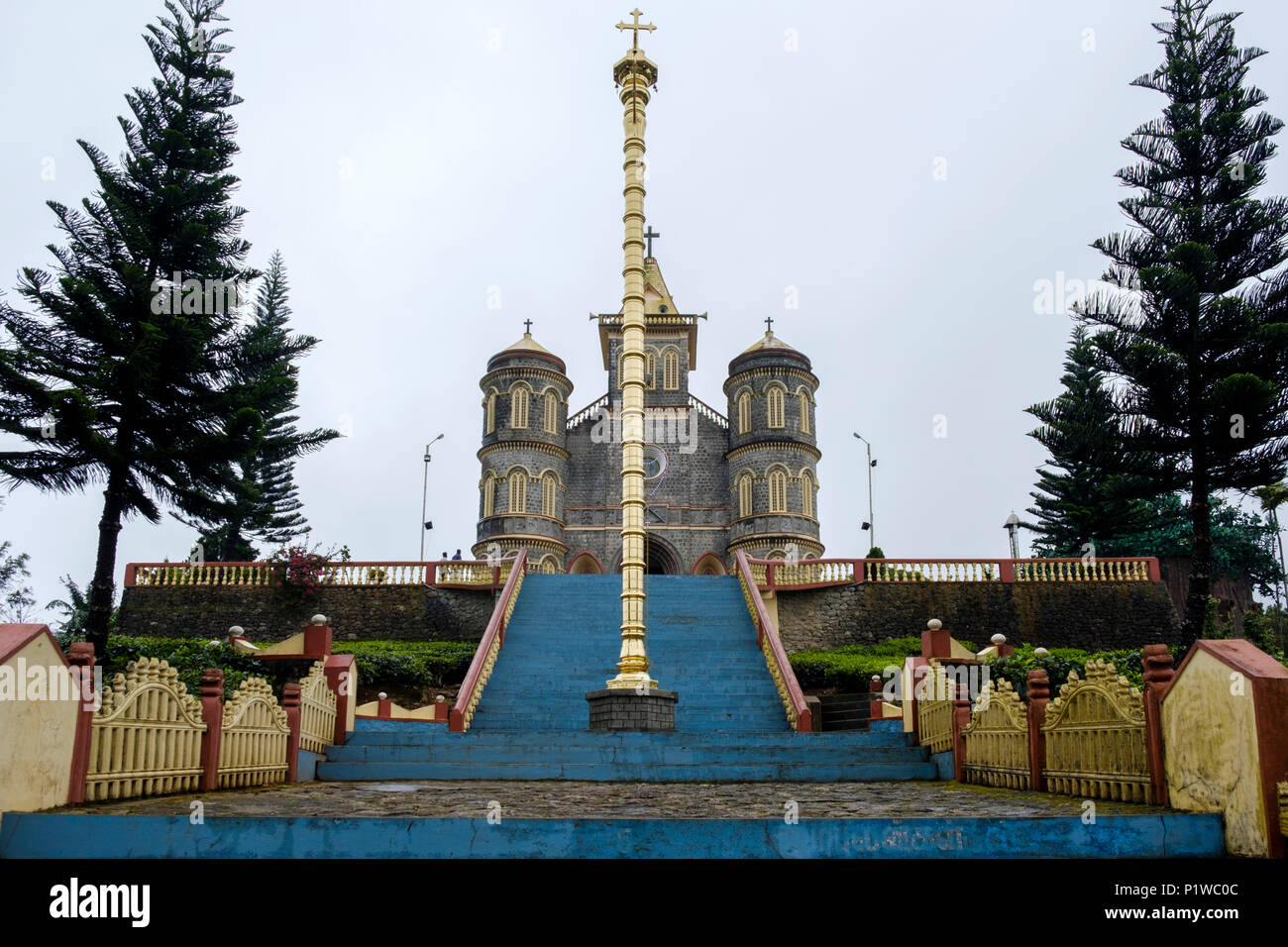 Notre dame de bonne santé Église (Pattumala Matha Église) et le pèlerinage de culte, un temple catholique romaine dans Pattumala, Kerala, Inde. Banque D'Images