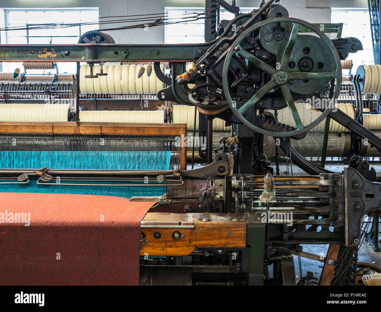 À Trefriw Woollen Mills N.Pays de Galles, l'un des derniers Woolen Mills toujours en production au pays de Galles. Connu pour le tissage traditionnel double-couvertures. Banque D'Images