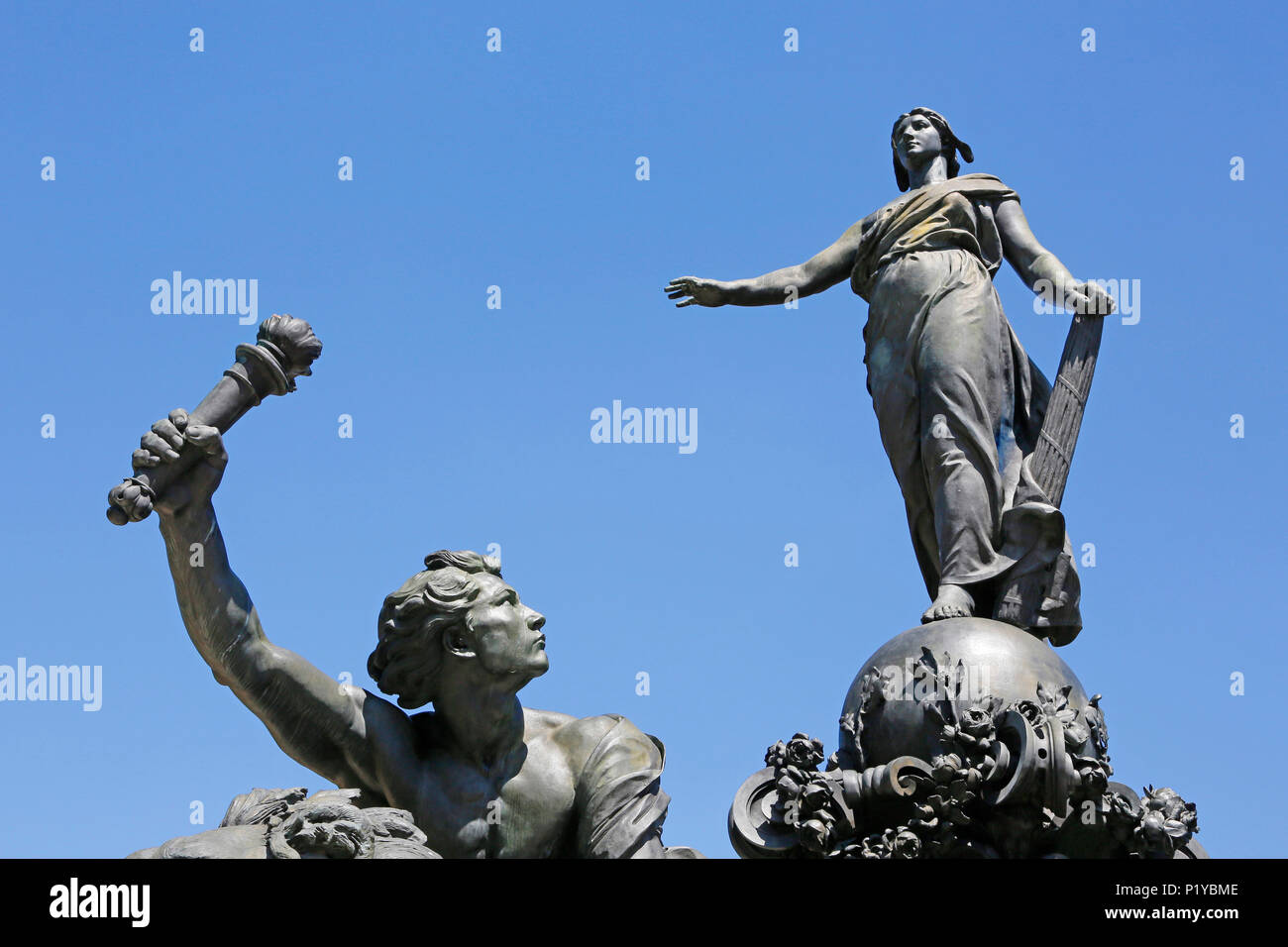 Statue place de la nation paris Banque de photographies et d’images à
