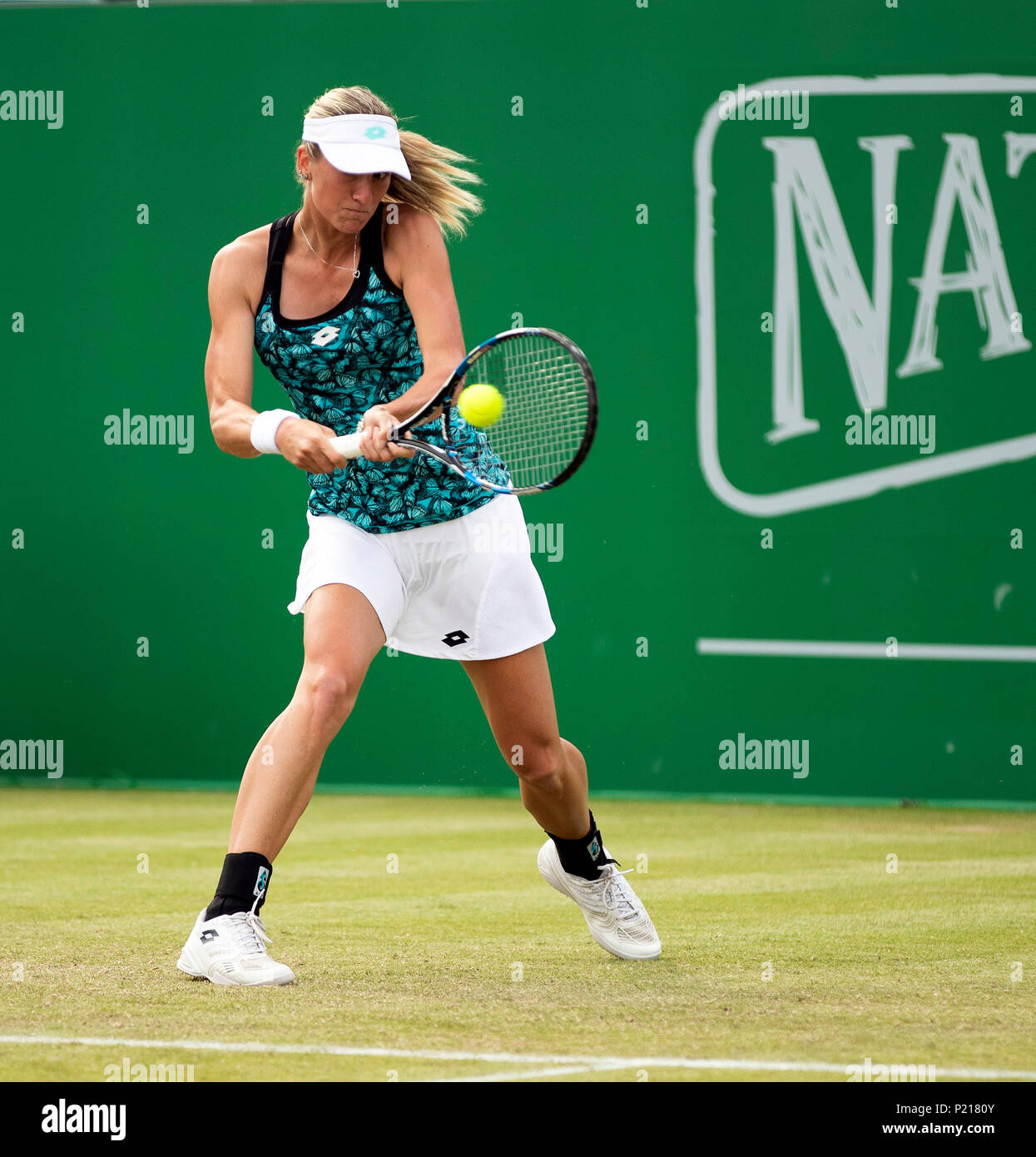 Centre de tennis de Nottingham, Nottingham, Royaume-Uni. 13 Juin, 2018. La Nature Valley Open de tennis ; Sauvé de Denisa Allertova (CZE) dans son match contre Naomi Osaka (JPN) Credit : Action Plus Sport/Alamy Live News Banque D'Images