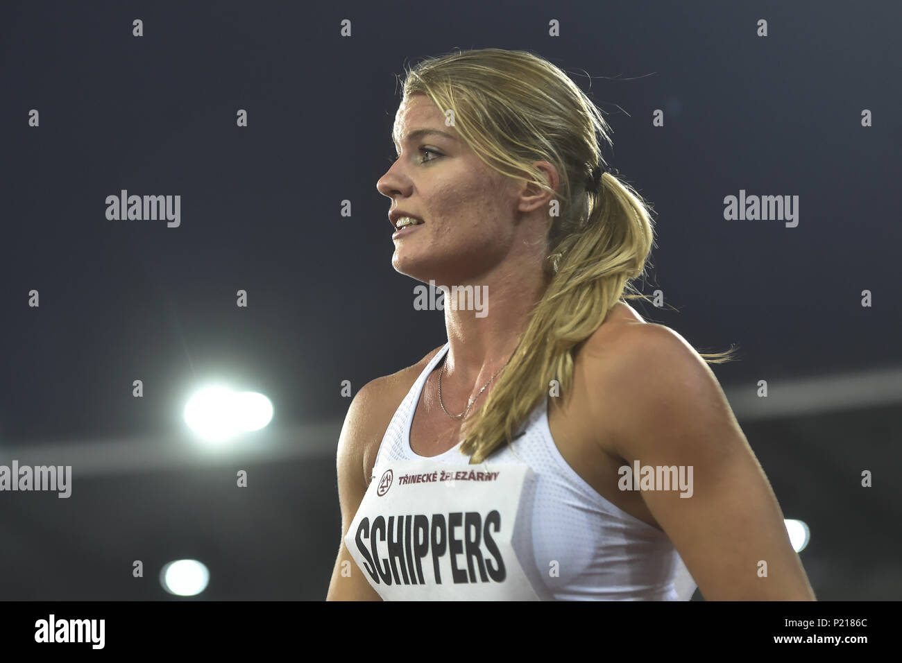 Ostrava, République tchèque. 13 Juin, 2018. Dafne Schippers (Pays-Bas), a remporté le 200m femmes exécuté lors de la 57e Golden Spike, une réunion d'athlétisme de l'IAAF World Challenge, à Ostrava, en République tchèque, le 13 juin 2018. Photo : CTK Jaroslav Ozana/Photo/Alamy Live News Banque D'Images