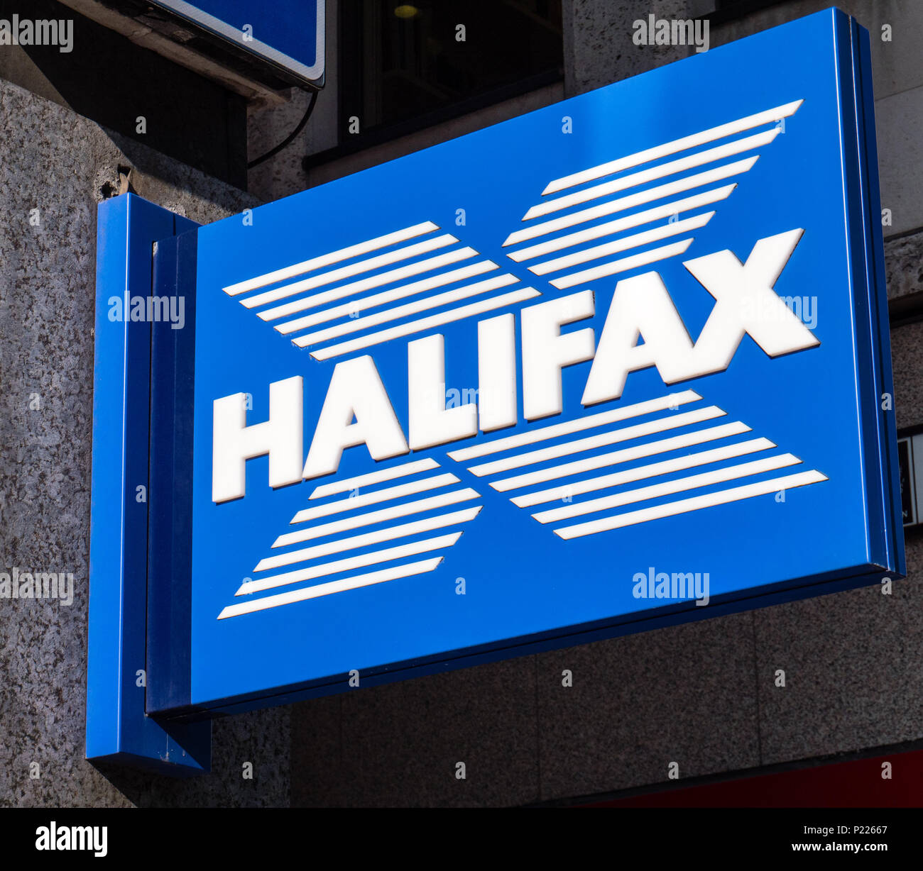 Signe d'Halifax, City of London, Londres, Angleterre, RU, FR. Banque D'Images
