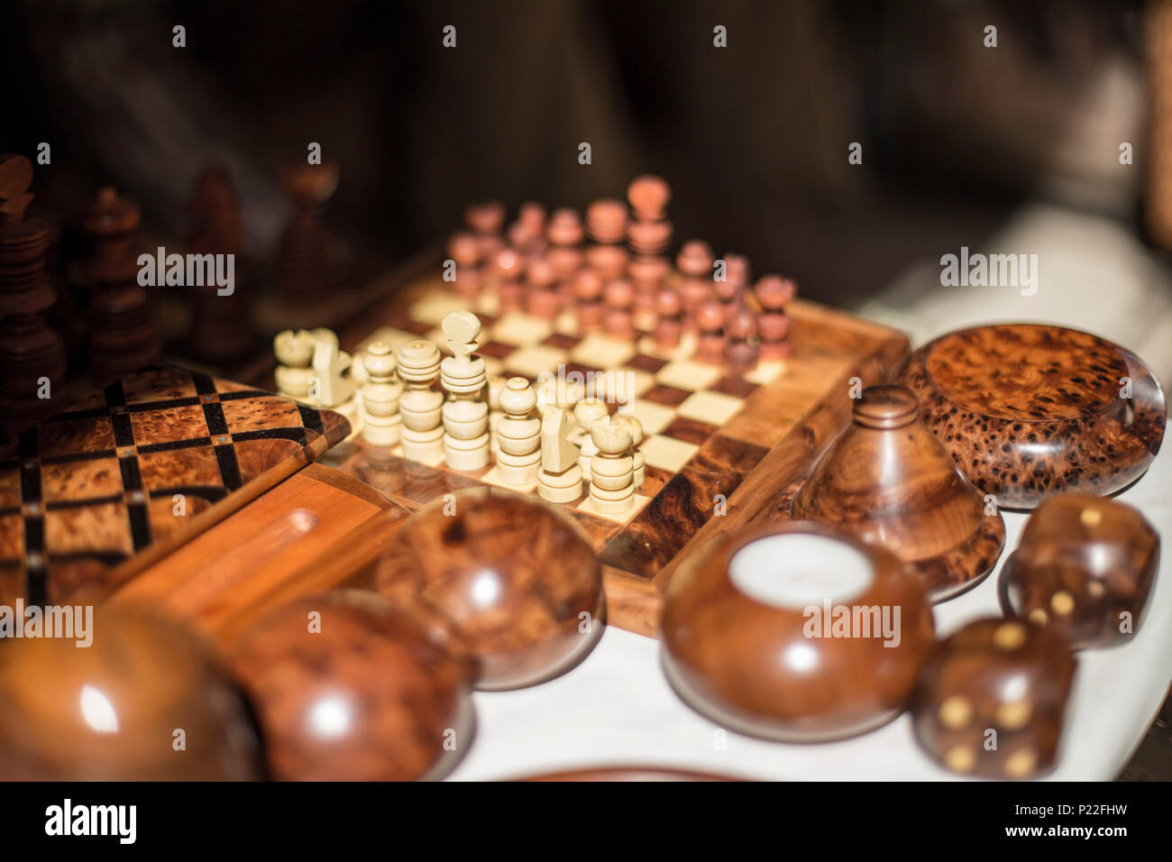 Le Maroc, Marrakech, artisanat, souvenirs en bois Banque D'Images