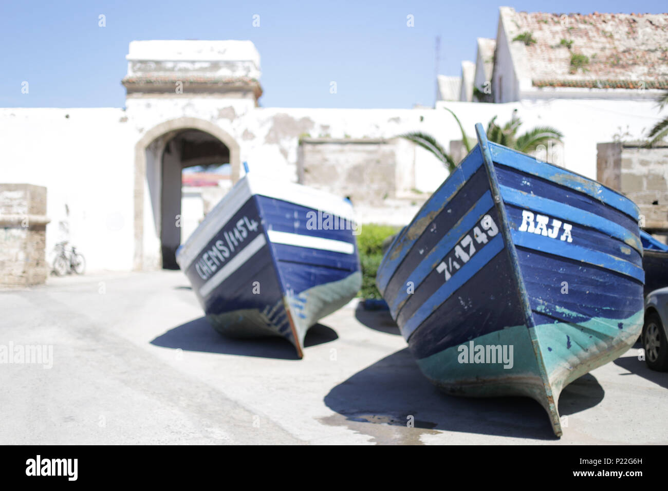 Le Maroc, de bateaux de pêche dans le port d'Essaouira Banque D'Images