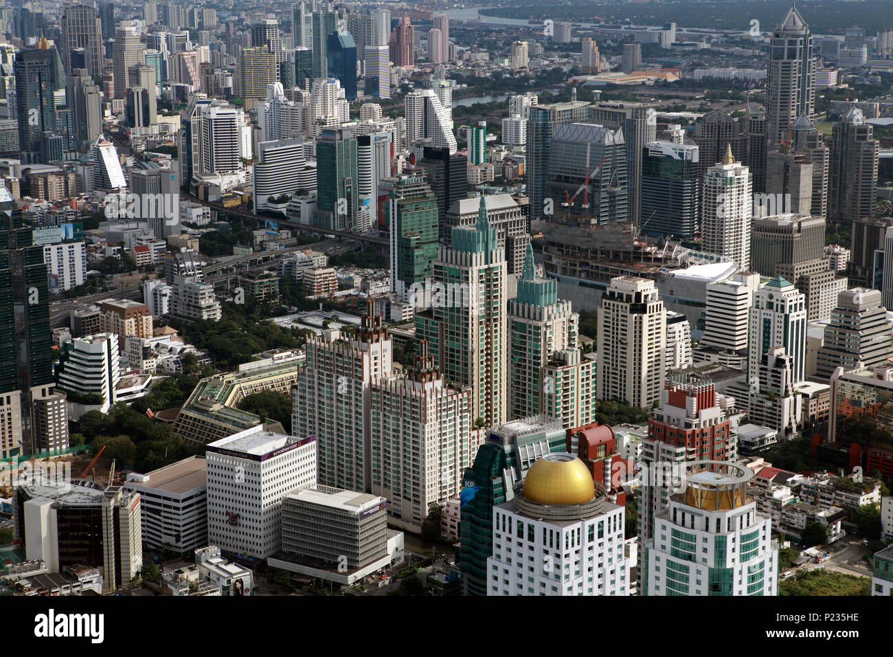 BANGKOK, THAÏLANDE - 23 DÉCEMBRE : oiseau de la circulation le 23 décembre 2013 à Bangkok. Banque D'Images