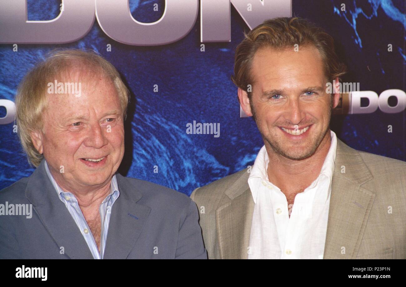 14-07-2006 ; Barcelone, Espagne ; réalisateur Wolfgang Petersen, Acteurs KURT RUSSELL & JOSH LUCAS, l'actrice Mia MAESTRO à Barcelone la première de 'Poseidon' qui s'est tenue au Cine Coliseum. Banque D'Images