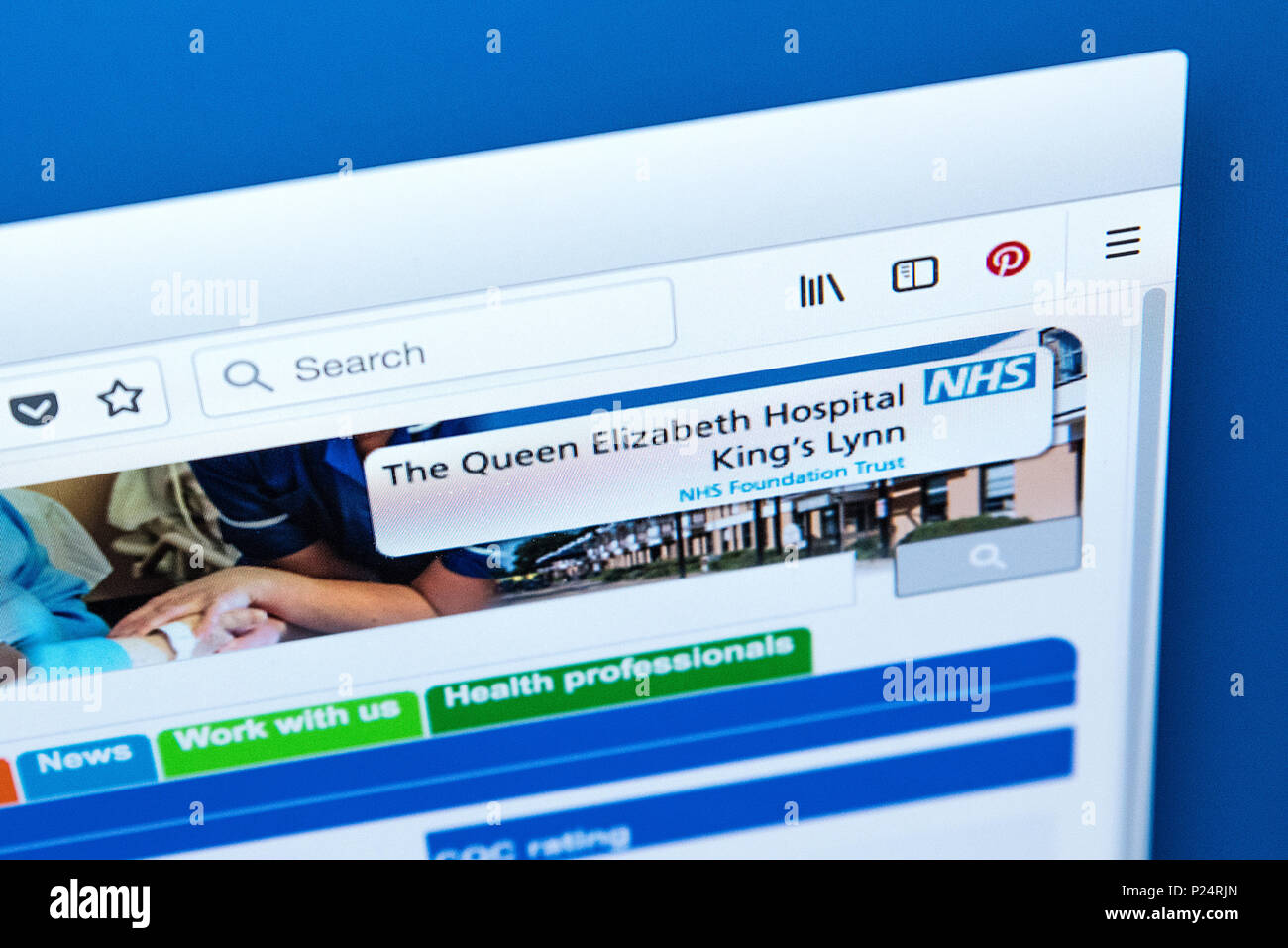 Londres, UK - 5 mars 2018 : La page d'accueil du site web officiel de l'Hôpital Queen Elizabeth Kings Lynn NHS Foundation Trust, à Norfolk, sur la 5e Banque D'Images