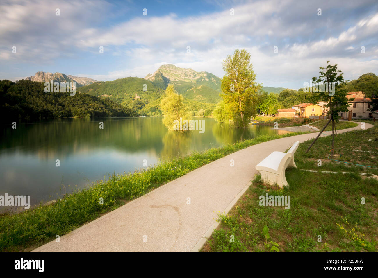 Lac de Gramolazzo, Minucciano, Gargfagnana, Toscane, Italie, Europe Banque D'Images